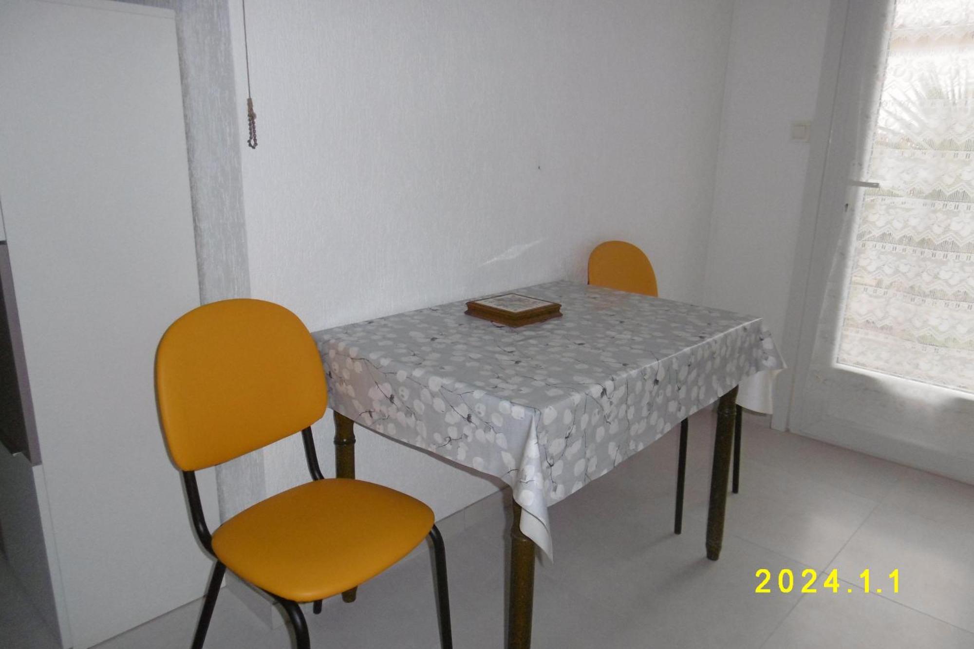 Rez De Chaussee Studio Climatise Dans Villa Aigues-Mortes Exteriör bild