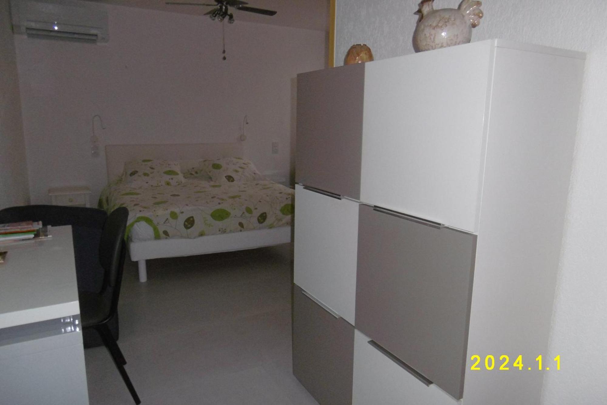 Rez De Chaussee Studio Climatise Dans Villa Aigues-Mortes Exteriör bild